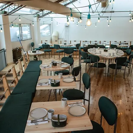 Kazerma E Cerenit 3* Surrel