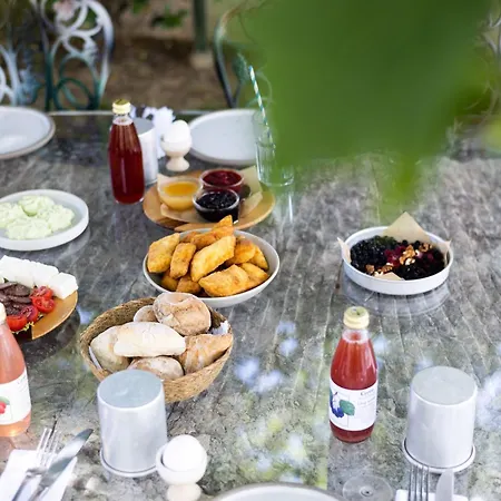 Отель Kazerma E Cerenit