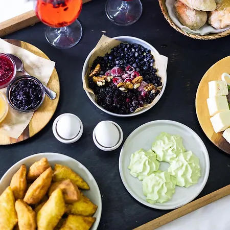 Kazerma E Cerenit 3* Surrel