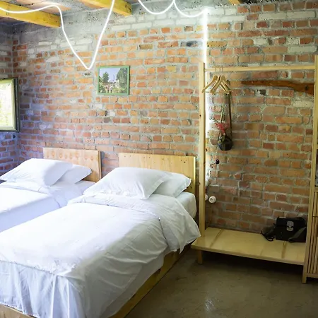 Hotel Kazerma E Cerenit