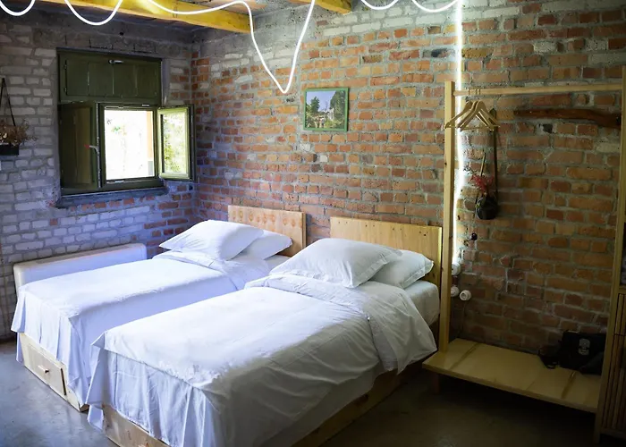 Kazerma E Cerenit Hotel 3*