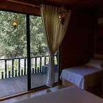 Kazerma E Cerenit Hotel 3*