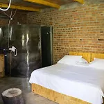 Kazerma E Cerenit Hotel