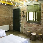 Kazerma E Cerenit Hotel