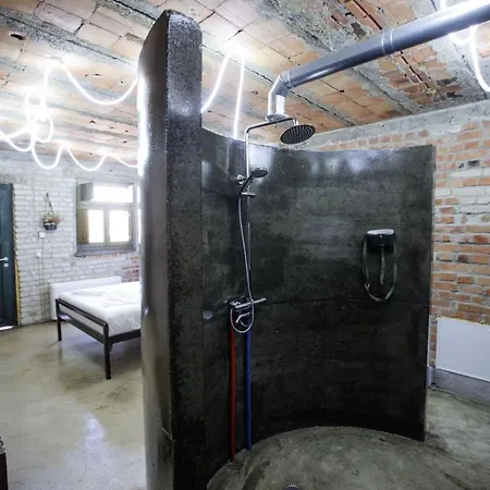 Hotell Kazerma E Cerenit