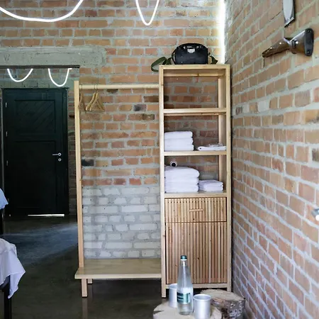 Otel Kazerma E Cerenit Surrel