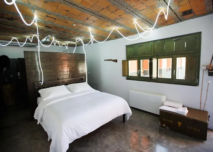 Kazerma E Cerenit Surrel