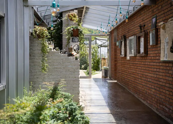 Hotell Kazerma E Cerenit 3*