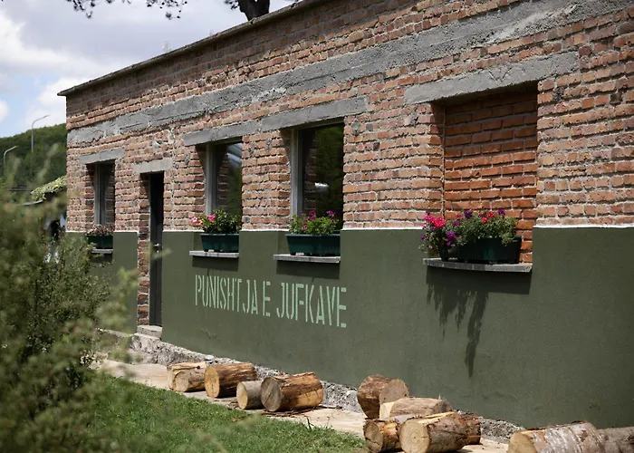 Kazerma E Cerenit 酒店 Surrel