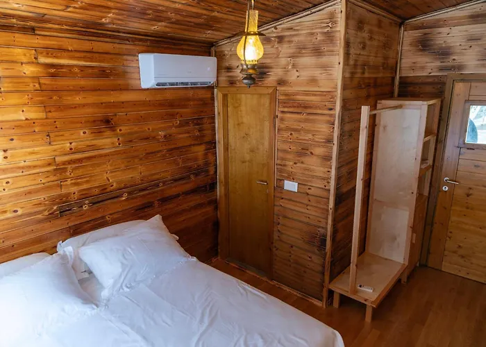 Kazerma E Cerenit Hotell