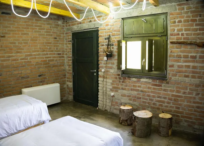 Kazerma E Cerenit 酒店